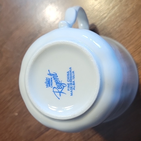 Christmas teacup 1980's - Picture 4 of 4